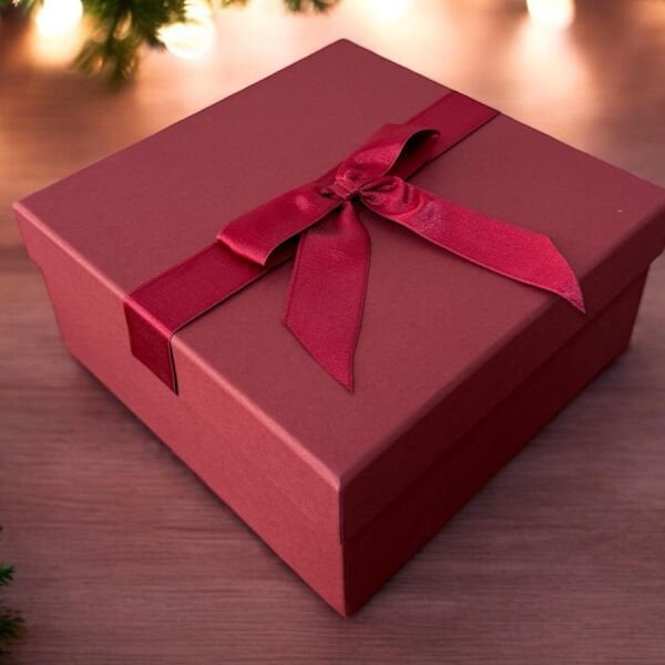 Bordo Kurdeleli Hediye Kutusu